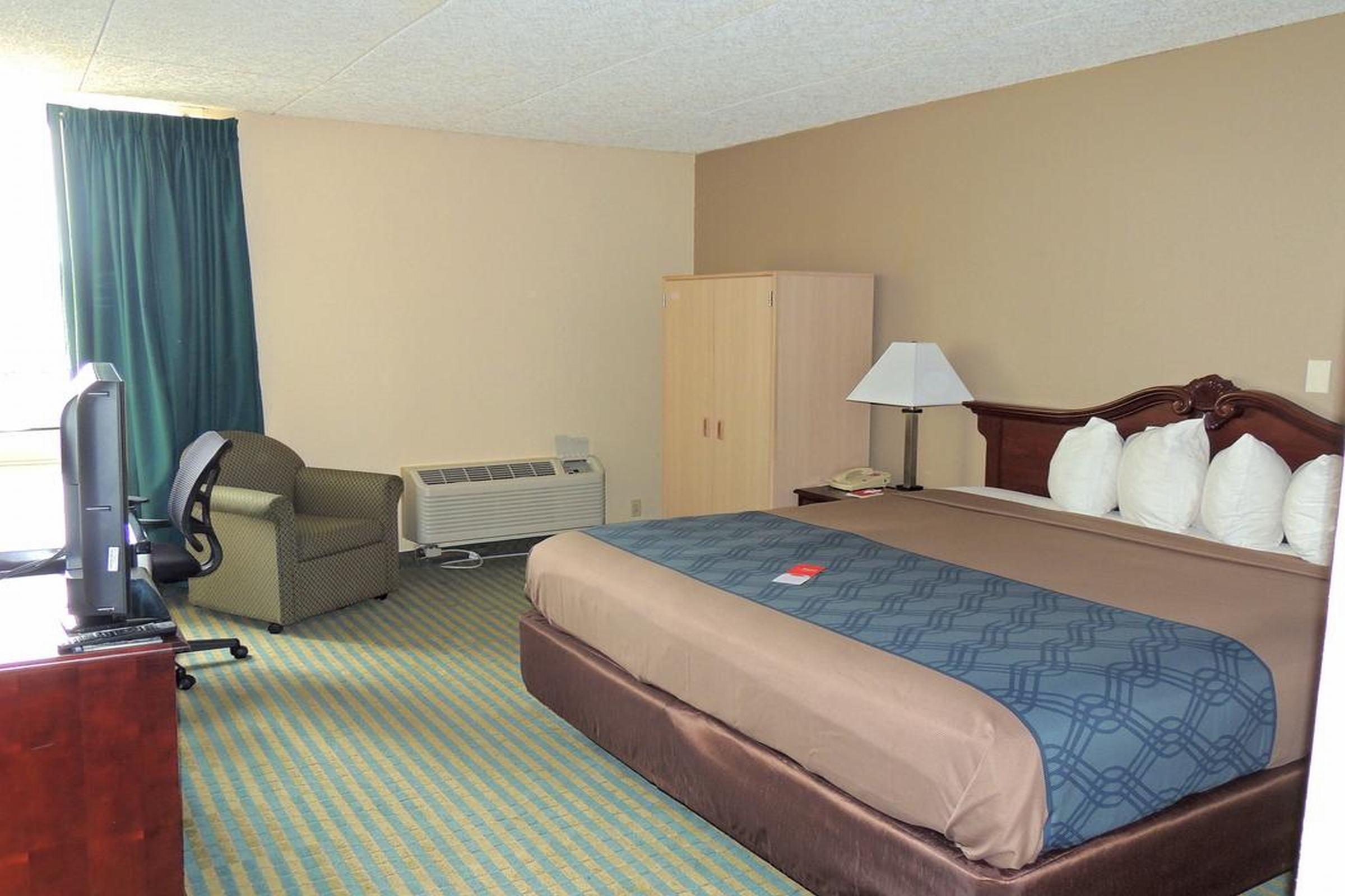 Econo Lodge Wickliffe - Cleveland East Exterior photo